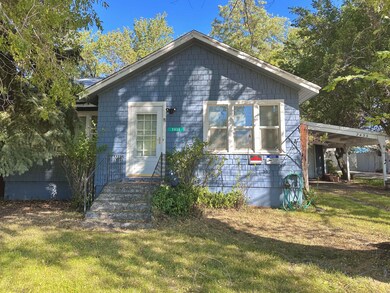 2433 Hope St, Klamath Falls, OR 97603 - photo 2