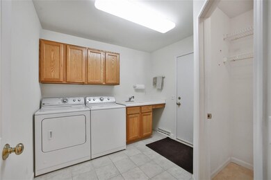 928 Foxboro Dr, Oregon, WI 53575 - photo 6