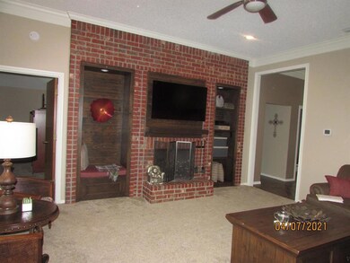 8533 Chuck Dr, North Richland Hills, TX 76182 - photo 4