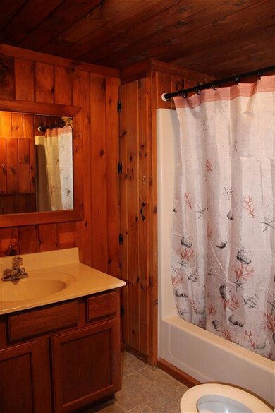 47 Dalton Rd, Dalton, NH 03598 - photo 2