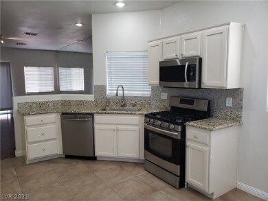 6064 Lazarro Ct, Las Vegas, NV 89139 - photo 4