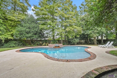 16829 Amberwood Dr, Baton Rouge, LA 70810 - photo 4