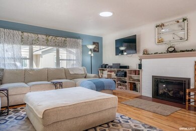 1313 10th Ave SW, Albany, OR 97321 - photo 4