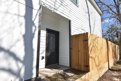 7015 Goforth St, Houston, TX 77021 - photo 3