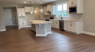 913 Arthur Trail, Aurora, OH 44202 - photo 4