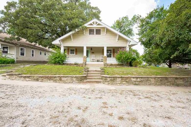 1101 5th St, Pawnee, OK 74058 - photo 2