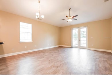 527 Hibiscus Cove Dr, Orlando, FL 32807 - photo 4