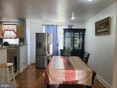 7252 Pine St, Upper Darby, PA 19082 - photo 4