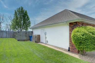 1602 E Barnes, Ozark, MO 65721 - photo 5