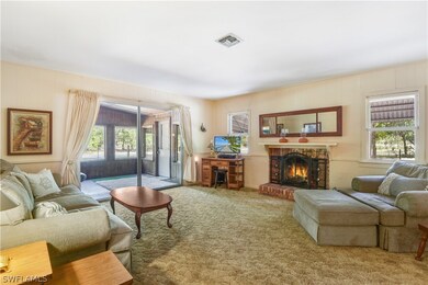 Great Room Layout w/ Wood Burning Fireplace