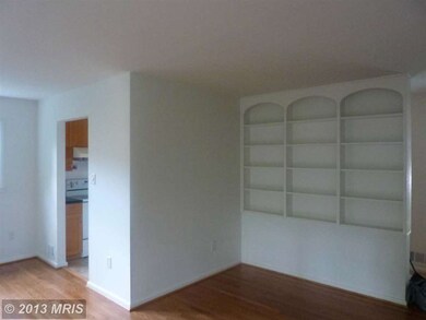 213 Ross Dr SW, Vienna, VA 22180 - photo 3