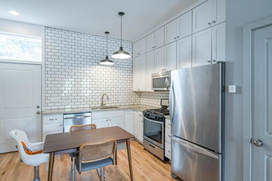 104 N 21st - 7