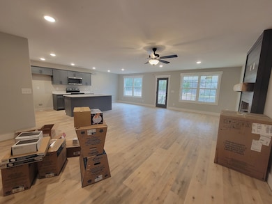 269 Wayne Hall Rd, Clarksville, TN 37040 - photo 2