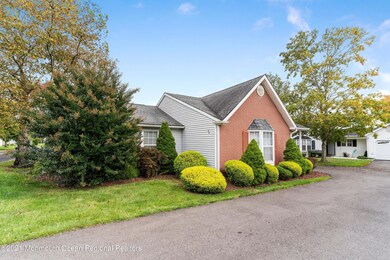 001_24_Morden_Close_354780_665926