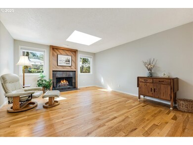 4382 Woodside Cir, Lake Oswego, OR 97035 - photo 7