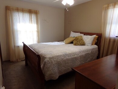 779 N Emroy Ave, Elmhurst, IL 60126 - photo 6