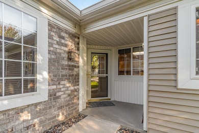 769 Lake Ridge Dr, Woodbury, MN 55129 - photo 5