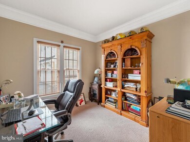 825 Still Creek Ln, Gaithersburg, MD 20878 - photo 3