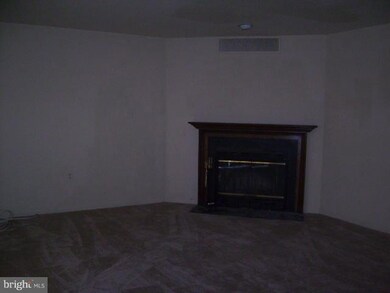 3530 Cherry Hill Ct, Beltsville, MD 20705 - photo 7