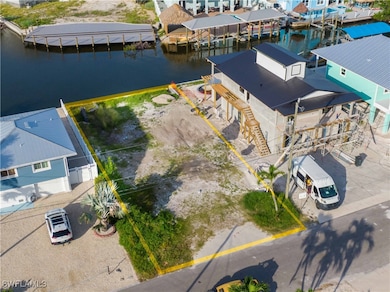 914 3rd St, Fort Myers Beach, FL 33931 - photo 2