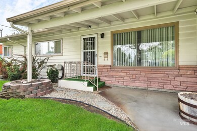 1411 E Sherman Ave, Nampa, ID 83686 - photo 4