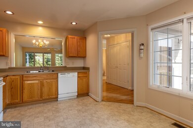 192 Stony Pointe Way, Strasburg, VA 22657 - photo 4