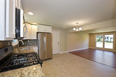 139 Horst St, Crown Point, IN 46307 - photo 4