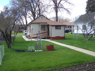 Back of House<|><|>