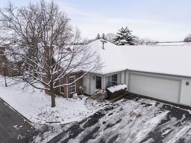 3651 Colonial Dr unit 3651, Hilliard, OH 43026 - photo 4