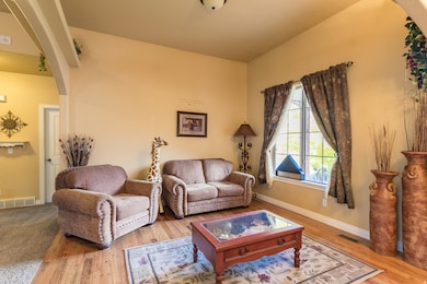 1126 Valley View Dr, Santaquin, UT 84655 - photo 2