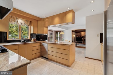 10 Gum Tree Rd, Lafayette Hill, PA 19444 - photo 5