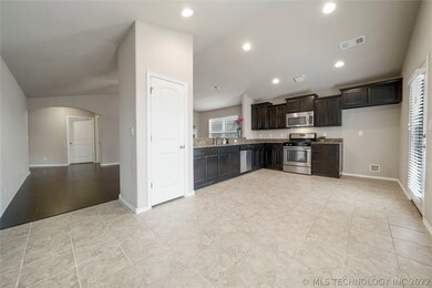 Tons of room for a large dining table, making it e