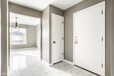 398 Hunters Ln unit D, Carmel, IN 46032 - photo 6