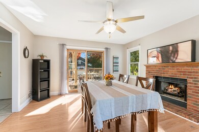 1910 Sapphire Ln, Aurora, IL 60506 - photo 6