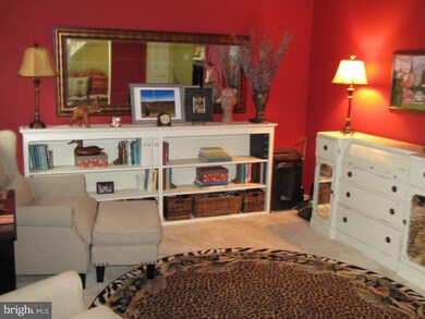 2012 Lantern Dr, Green Lane, PA 18054 - photo 4