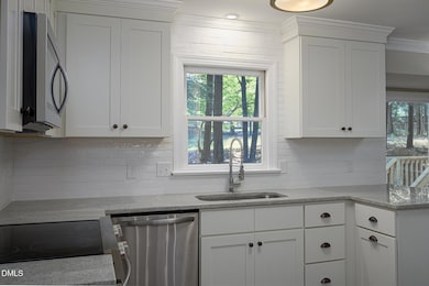 10716 Marthas Way, Raleigh, NC 27615 - photo 6