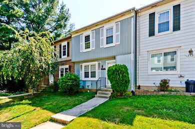 745 Saint Michaels Dr, Bowie, MD 20721 - photo 2