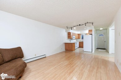 Living Room 20171103-DW-8706-SMALL - Cop