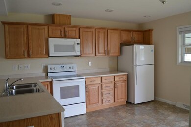 37 Rudd Farm Dr unit 4, Barre, VT 05641 - photo 2