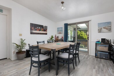 250 SE Oar Ave, Lincoln City, OR 97367 - photo 6