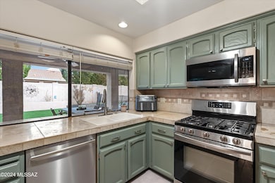 37-Kitchen