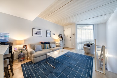 192 Spencer St unit 1-D, Brooklyn, NY 11205 - photo 2