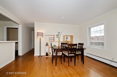 The dining area is very versatile, and can accommo