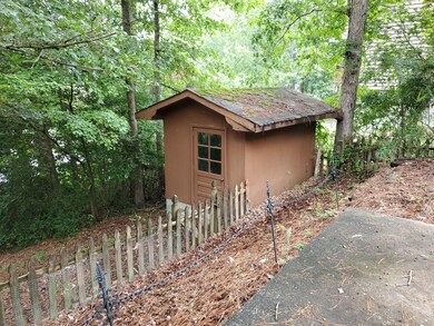 shed