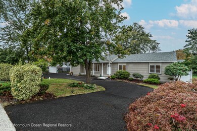 585 front driveway