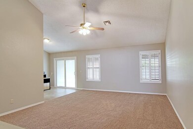 LivingRm_0376