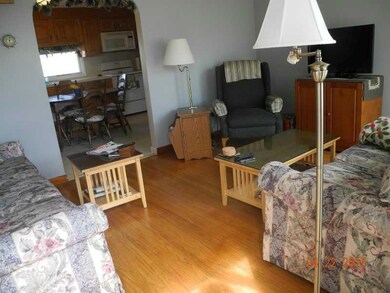 49 Perkins St, West Warwick, RI 02893 - photo 4