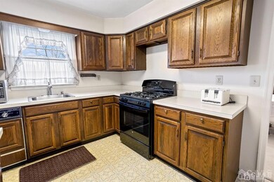 24 Silvers Ln, Plainsboro, NJ 08536 - photo 7