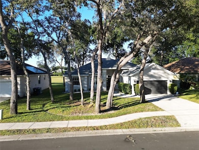 2560 Tall Maple Loop, Ocoee, FL 34761 - photo 3