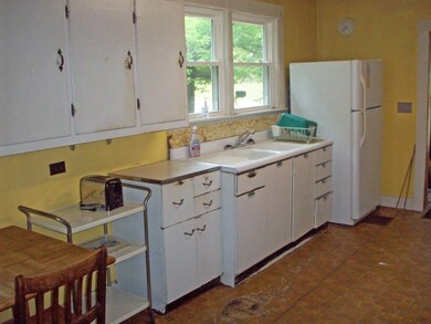 996 Nh Route 132 N, New Hampton, NH 03256 - photo 3